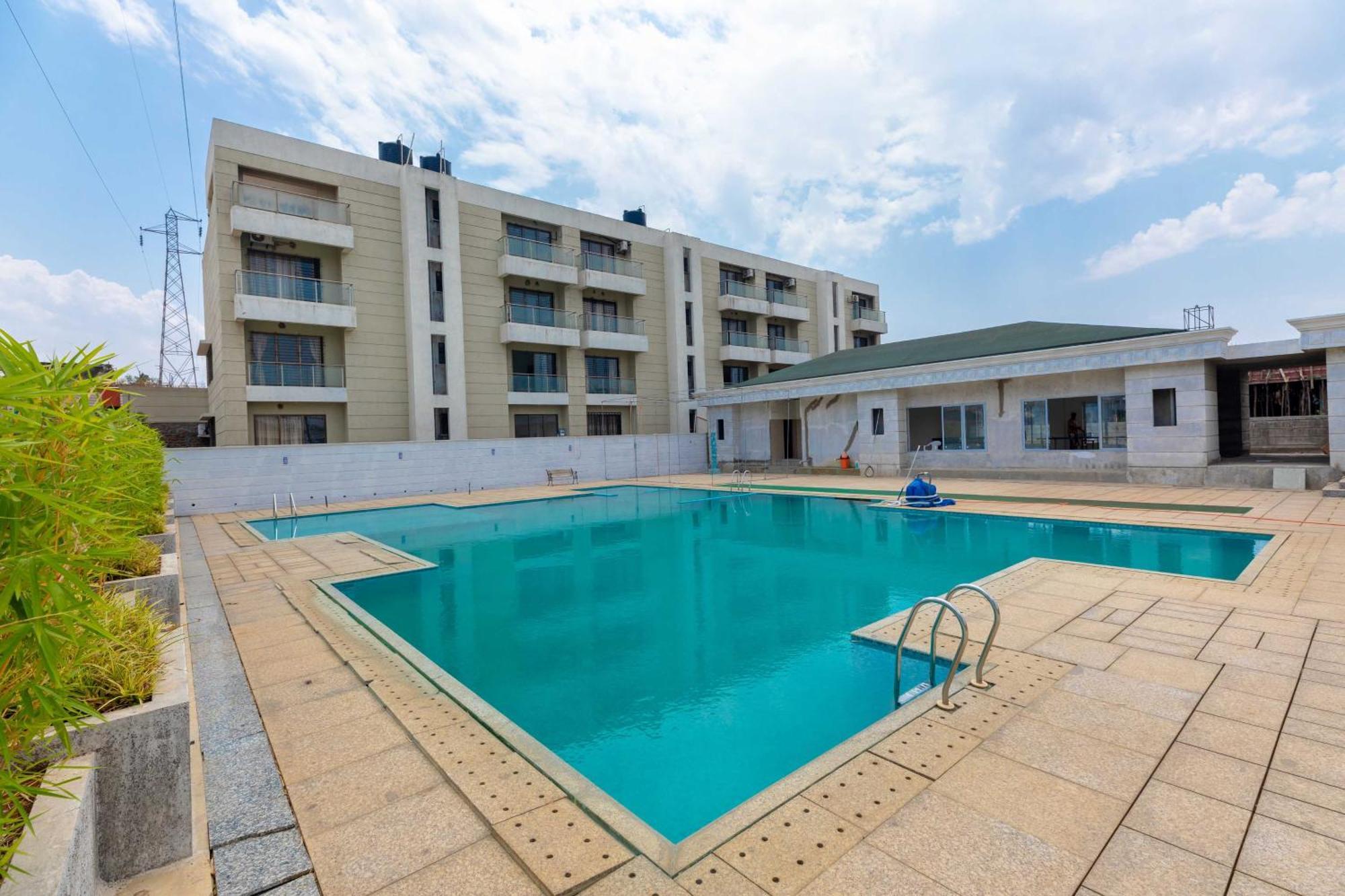 伊加特普里 Vivaant Retreat And Conventions酒店 外观 照片