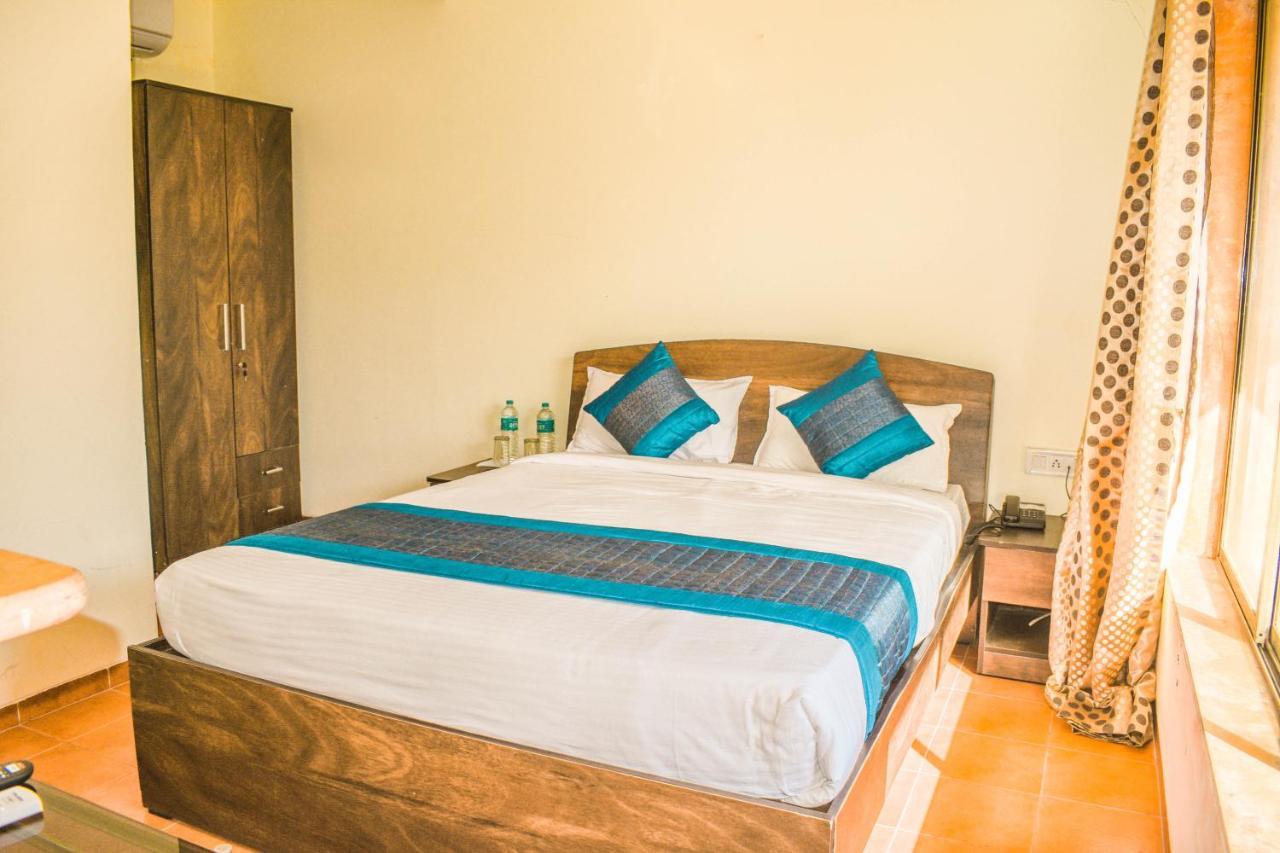 伊加特普里 Vivaant Retreat And Conventions酒店 外观 照片