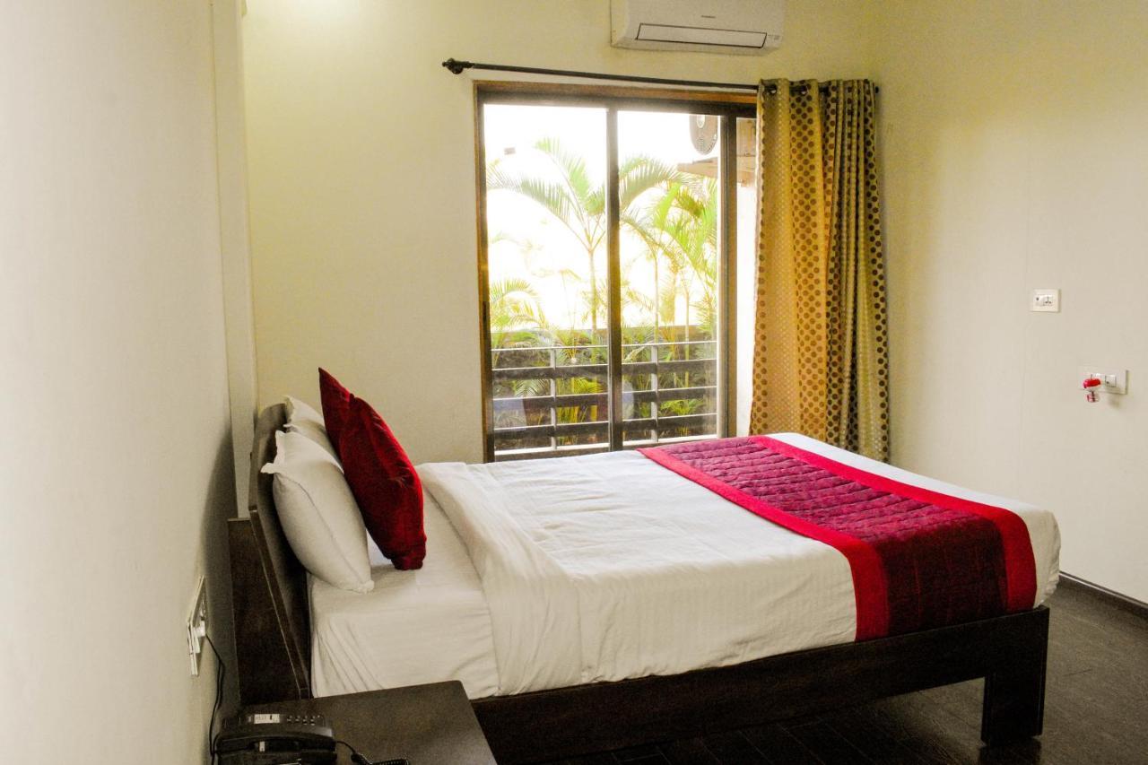 伊加特普里 Vivaant Retreat And Conventions酒店 外观 照片