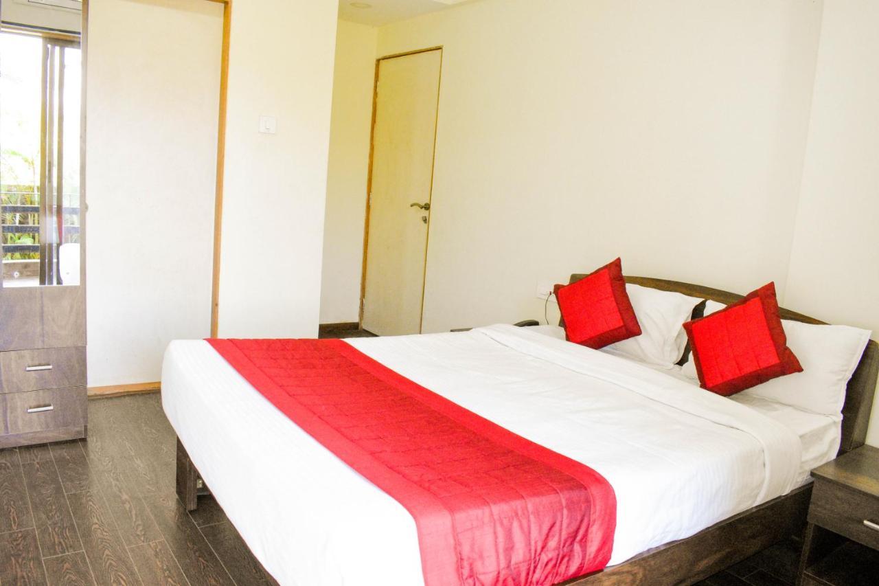 伊加特普里 Vivaant Retreat And Conventions酒店 外观 照片