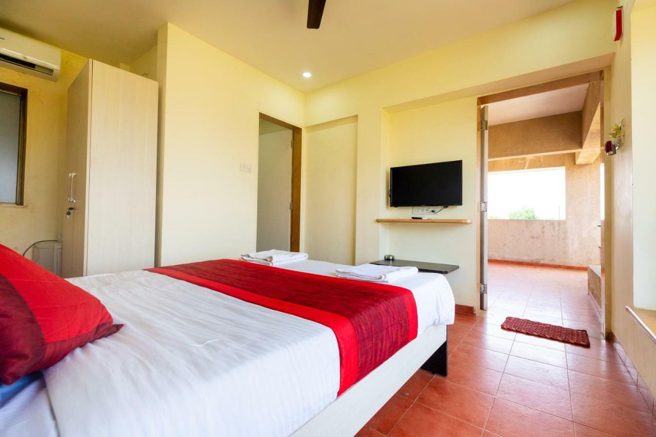 伊加特普里 Vivaant Retreat And Conventions酒店 外观 照片